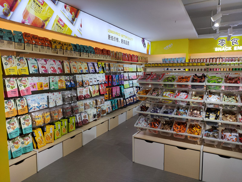 長春零食小食品店展示貨架