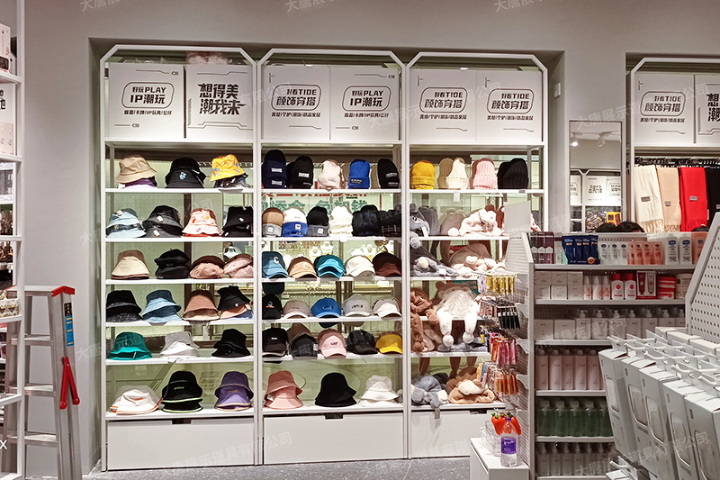 蕪湖精品店貨架，NOME貨架，諾米陳列架，大唐展示貨架，北歐風貨架，三元店貨架