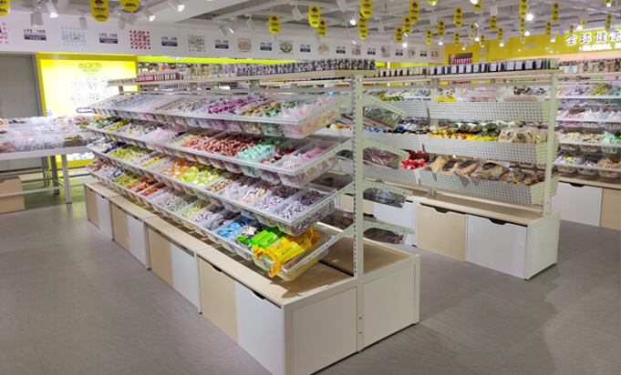 內(nèi)蒙古零食店貨架定制案例