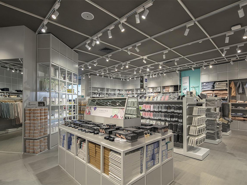 保定現代精品百貨貨架的特點與作用