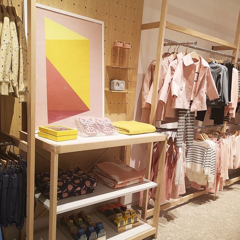 大慶服裝店貨架