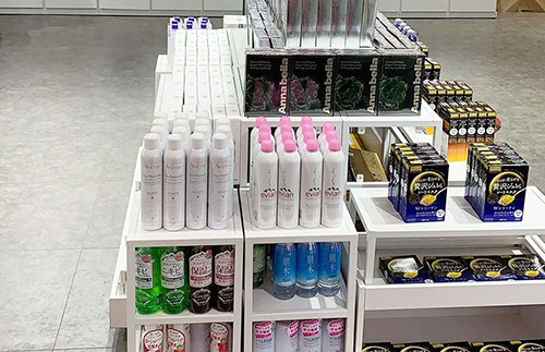 長春貨架廠家告訴你店鋪貨架該如何清洗？