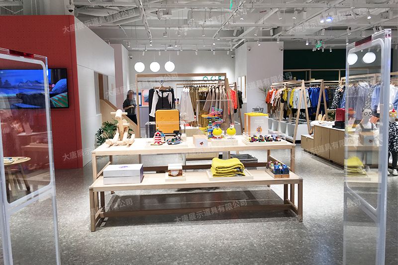 云浮母嬰店貨架，母嬰奶粉貨架，奶粉陳列架，母嬰整店輸出，大唐展示貨架