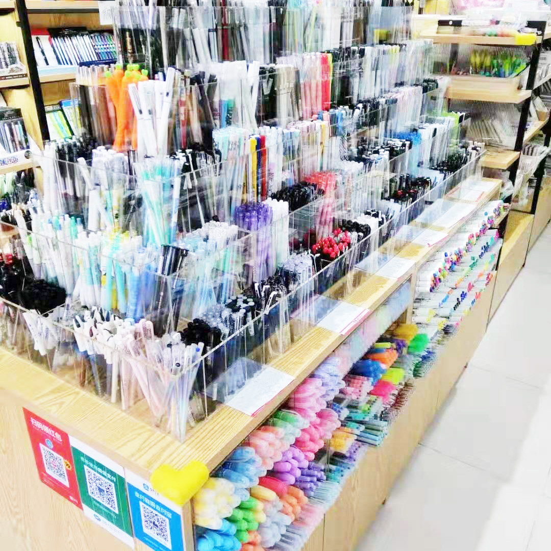 文具店精品貨架